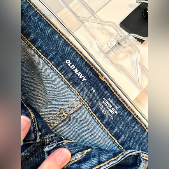 High-Waisted Distressed Power Slim Straight Jeans For Women - Picture 4 of 4